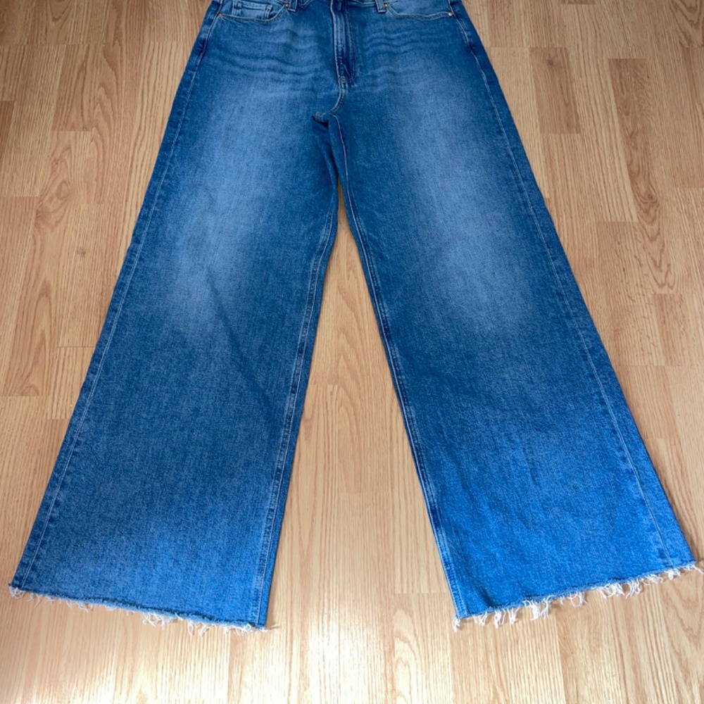 Paige EUC Anessa 31 Wide Leg Raw Hem Denim Jeans Sz 31 - Picture 3 of 10